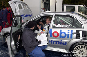 J&auml;mf&ouml;relsevis har den h&auml;r bilen b&auml;ttre vridmoment, h&ouml;gre toppfart, h&ouml;gre effekt och snabbare acceleration.